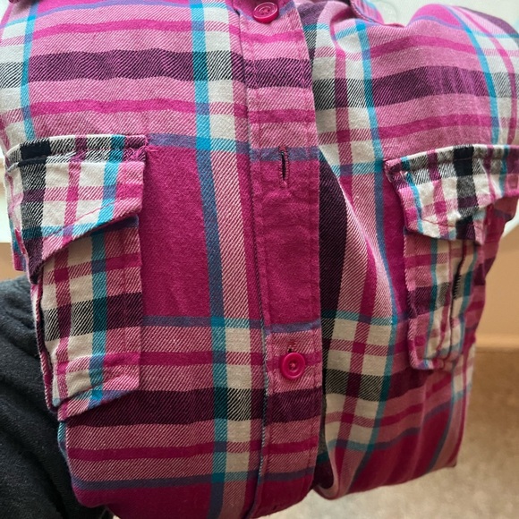 Aeropostale Pink Plaid Button-Up Shirt - Picture 5 of 5